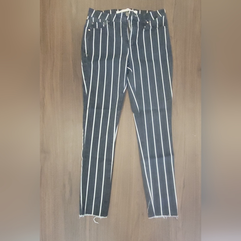 Tinseltown Navy and White Striped Trousers